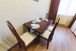 thumbnail: In-room dining