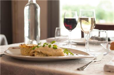 Dining,Dining Area,Restaurant,On-Site