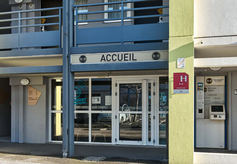 Hotel Orgeval Exterior Branded