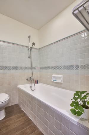 thumbnail: Bathroom