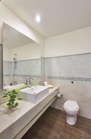thumbnail: Bathroom