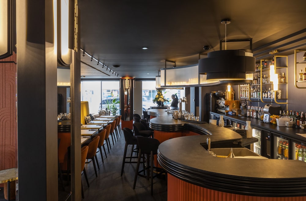 Restaurant-cafeteria