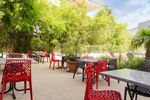 thumbnail: Restaurant-cafeteria