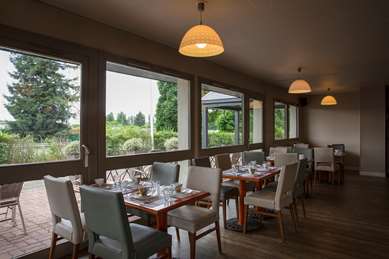 Dining,Dining Area,Breakfast,On-Site