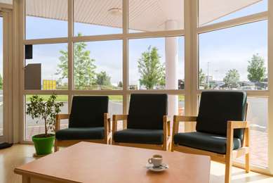 On-Site,Bar/Lounge