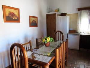 thumbnail: In-room dining