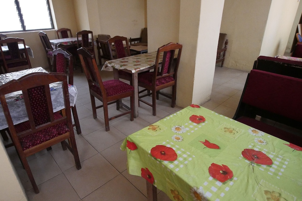 Restaurant-cafeteria