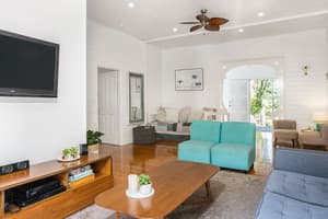 thumbnail: Living area
