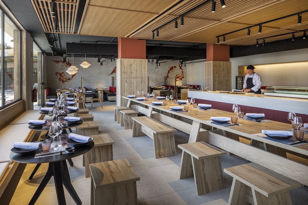 Restaurant-cafeteria