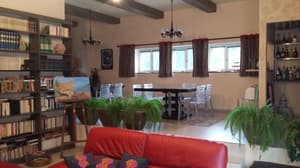 thumbnail: General view