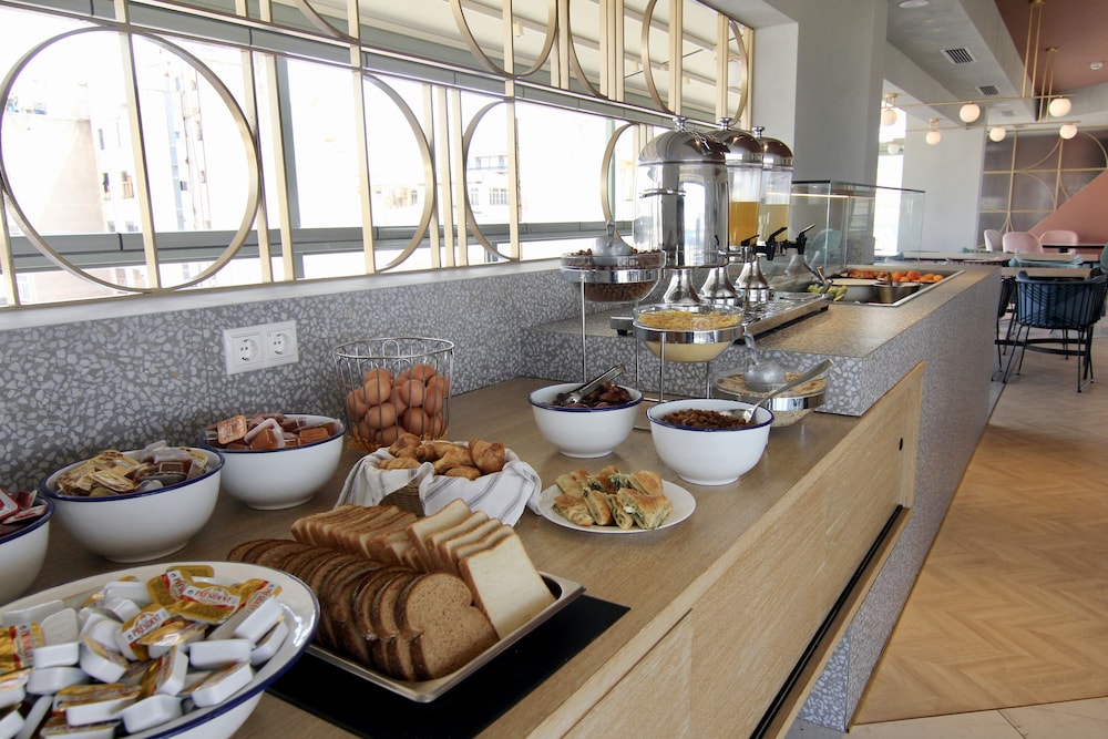 Restaurant-cafeteria