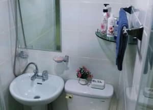 thumbnail: Bathroom