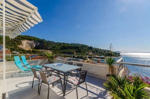 thumbnail: Balcony