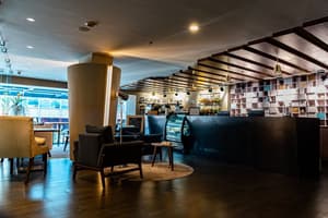 thumbnail: Lobby lounge