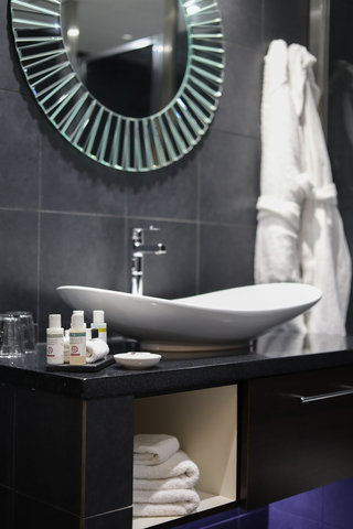 Park Suite 4.jpg