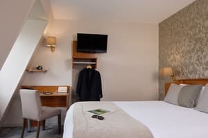 thumbnail: Room