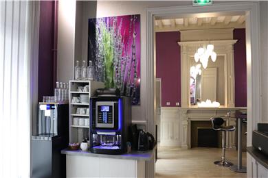 On-Site,Bar/Lounge