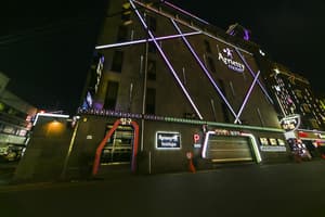 thumbnail: Property entrance