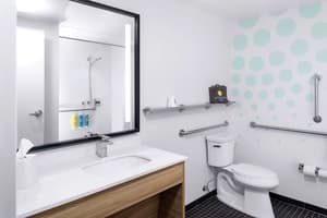 thumbnail: Bathroom shower