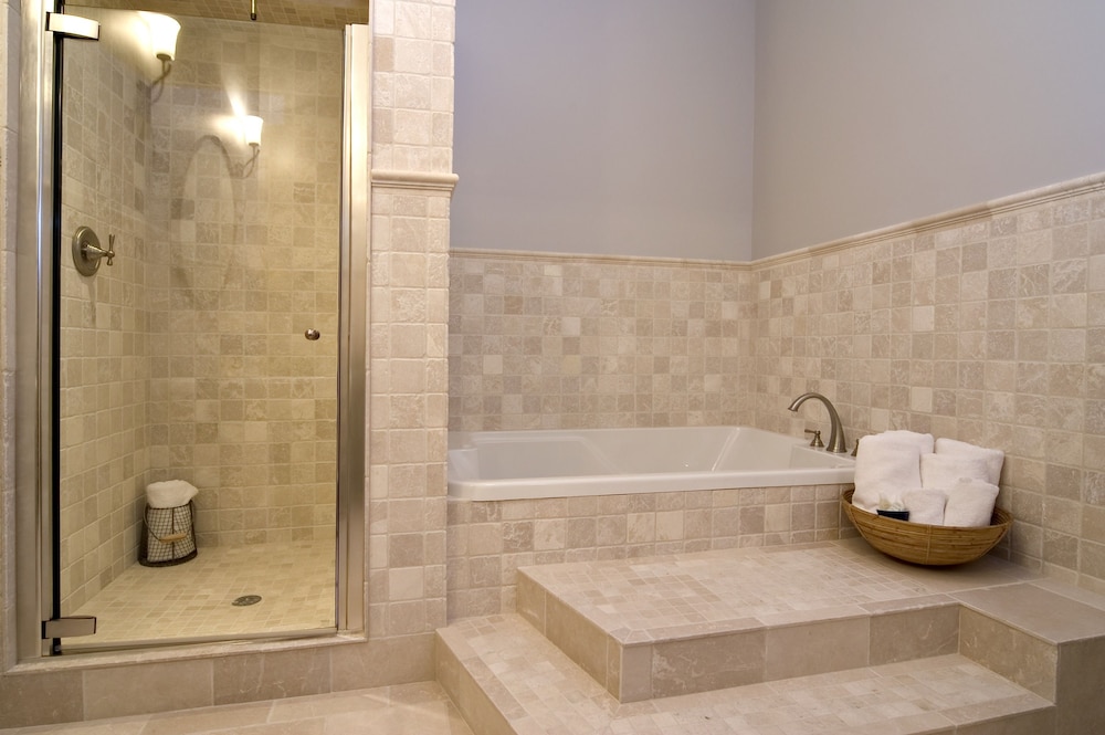 Jetted tub