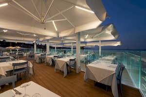 thumbnail: Restaurant