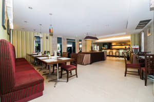 thumbnail: Restaurant-cafeteria
