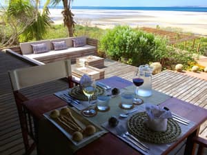 thumbnail: Outdoor dining