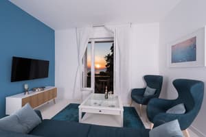 thumbnail: Living area