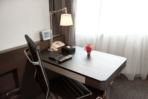 thumbnail: In-room dining