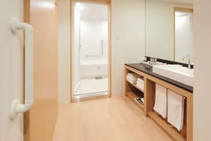 thumbnail: Bathroom