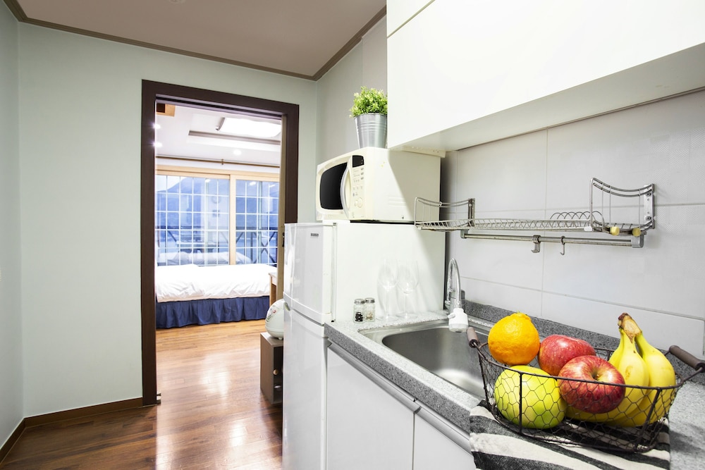 Shared kitchen facilities