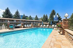 thumbnail: Outdoor pool