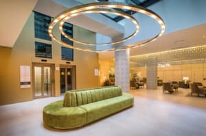 thumbnail: Reception