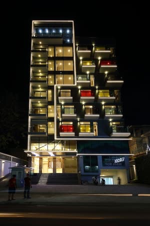 thumbnail: Front of property