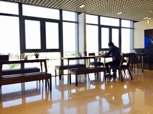 thumbnail: Restaurant