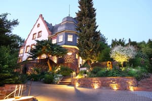 thumbnail: Exterior