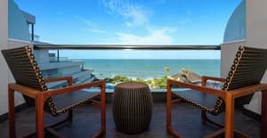 thumbnail: Exterior