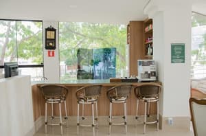 thumbnail: Cafe