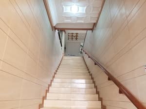 thumbnail: Staircase
