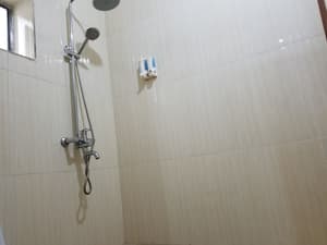 thumbnail: Bathroom shower