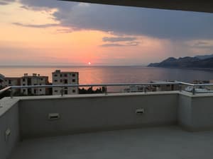 thumbnail: Balcony view