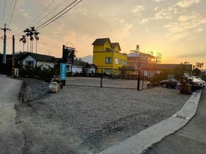 thumbnail: Property grounds