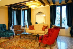 thumbnail: Lobby lounge