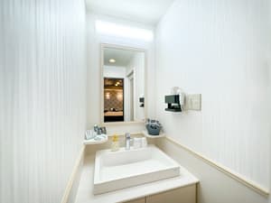thumbnail: Room amenity
