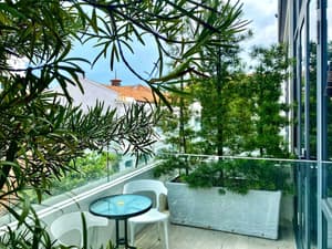 thumbnail: Balcony
