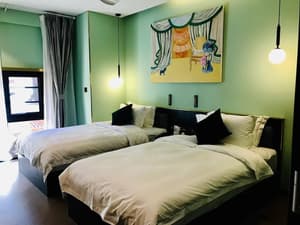 thumbnail: Room