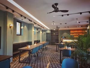 thumbnail: Restaurant