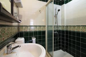 thumbnail: Interior entrance