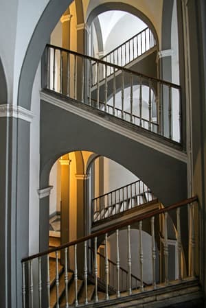 thumbnail: Staircase