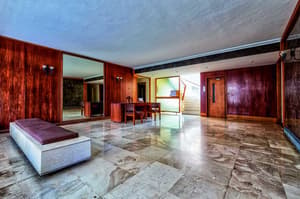thumbnail: Interior entrance